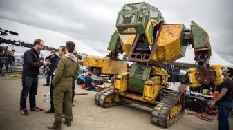 Megabots’ Giant Fighting Robot!